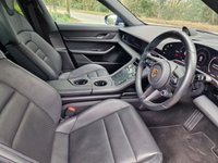 USED 2022 71 PORSCHE TAYCAN Performance Plus 93.4kWh Saloon 4dr Electric Auto RWD (11kW Charger) (476 ps) 8.9% APR FINANCE RATES