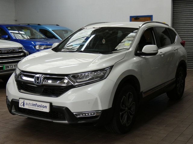 View our Honda CR-V 2.0 h i-MMD SR SUV 5dr Petrol Hybrid eCVT 4WD Euro 6 (s/s) (184 ps)