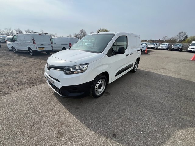 View our TOYOTA PROACE CITY