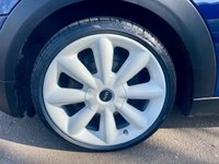 USED 2016 66 MINI HATCH 1.5 Cooper Hatchback 5dr Petrol Manual Euro 6 (s/s) (136 ps) 1 Owner, ULEZ Complaint Mini 5 Door With Over &pound;9K's Of Options And Full Service History !