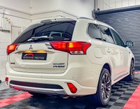 USED 2016 16 MITSUBISHI OUTLANDER 2.0h 12kWh GX3h+ SUV 5dr Petrol Plug-in Hybrid CVT 4WD Euro 6 (s/s) (200 ps) 