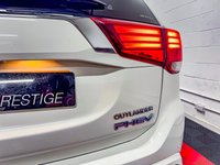 USED 2016 16 MITSUBISHI OUTLANDER 2.0h 12kWh GX3h+ SUV 5dr Petrol Plug-in Hybrid CVT 4WD Euro 6 (s/s) (200 ps) 