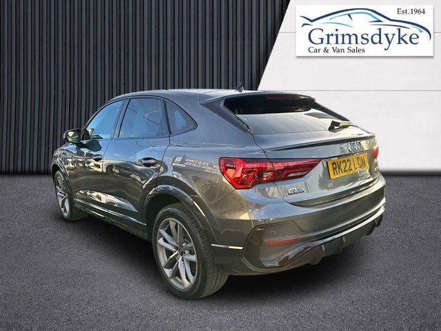 View our AUDI Q3