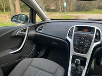 USED 2012 12 VAUXHALL ASTRA 2.0 CDTi ecoFLEX SRi Sports Tourer 5dr Diesel Manual Euro 5 (s/s) (165 ps) 