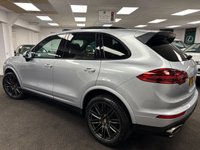 USED 2017 17 PORSCHE CAYENNE 3.0 TD V6 Platinum Edition SUV 5dr Diesel TiptronicS 4WD Euro 6 (s/s) (262 ps) UK DELIVERY FLAT FEE &pound;175 (SUBJECT TO DEAL) *OVER 100 IMAGES ON OUR WEBSITE*BESPOKE FINANCE ARRANGED*PART EXCHANGE WELCOME*ALL VEHICLES HPI CLEAR