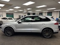 USED 2017 17 PORSCHE CAYENNE 3.0 TD V6 Platinum Edition SUV 5dr Diesel TiptronicS 4WD Euro 6 (s/s) (262 ps) UK DELIVERY FLAT FEE &pound;175 (SUBJECT TO DEAL) *OVER 100 IMAGES ON OUR WEBSITE*BESPOKE FINANCE ARRANGED*PART EXCHANGE WELCOME*ALL VEHICLES HPI CLEAR