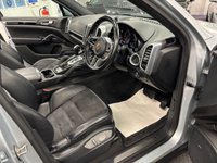 USED 2017 17 PORSCHE CAYENNE 3.0 TD V6 Platinum Edition SUV 5dr Diesel TiptronicS 4WD Euro 6 (s/s) (262 ps) UK DELIVERY FLAT FEE &pound;175 (SUBJECT TO DEAL) *OVER 100 IMAGES ON OUR WEBSITE*BESPOKE FINANCE ARRANGED*PART EXCHANGE WELCOME*ALL VEHICLES HPI CLEAR