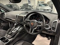 USED 2017 17 PORSCHE CAYENNE 3.0 TD V6 Platinum Edition SUV 5dr Diesel TiptronicS 4WD Euro 6 (s/s) (262 ps) UK DELIVERY FLAT FEE &pound;175 (SUBJECT TO DEAL) *OVER 100 IMAGES ON OUR WEBSITE*BESPOKE FINANCE ARRANGED*PART EXCHANGE WELCOME*ALL VEHICLES HPI CLEAR