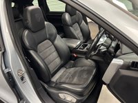 USED 2017 17 PORSCHE CAYENNE 3.0 TD V6 Platinum Edition SUV 5dr Diesel TiptronicS 4WD Euro 6 (s/s) (262 ps) UK DELIVERY FLAT FEE &pound;175 (SUBJECT TO DEAL) *OVER 100 IMAGES ON OUR WEBSITE*BESPOKE FINANCE ARRANGED*PART EXCHANGE WELCOME*ALL VEHICLES HPI CLEAR
