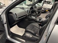 USED 2017 17 PORSCHE CAYENNE 3.0 TD V6 Platinum Edition SUV 5dr Diesel TiptronicS 4WD Euro 6 (s/s) (262 ps) UK DELIVERY FLAT FEE &pound;175 (SUBJECT TO DEAL) *OVER 100 IMAGES ON OUR WEBSITE*BESPOKE FINANCE ARRANGED*PART EXCHANGE WELCOME*ALL VEHICLES HPI CLEAR