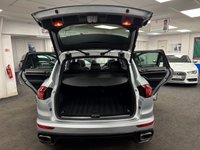 USED 2017 17 PORSCHE CAYENNE 3.0 TD V6 Platinum Edition SUV 5dr Diesel TiptronicS 4WD Euro 6 (s/s) (262 ps) UK DELIVERY FLAT FEE &pound;175 (SUBJECT TO DEAL) *OVER 100 IMAGES ON OUR WEBSITE*BESPOKE FINANCE ARRANGED*PART EXCHANGE WELCOME*ALL VEHICLES HPI CLEAR