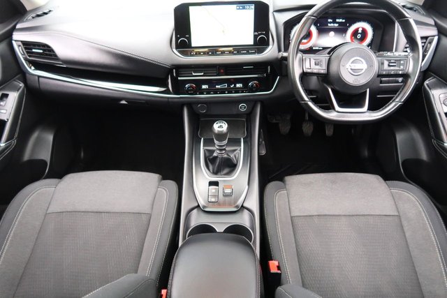 View our NISSAN QASHQAI