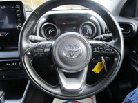 USED 2022 22 TOYOTA YARIS 1.5 VVT-h Design Hatchback 5dr Petrol Hybrid E-CVT Euro 6 (s/s) (116 ps) 