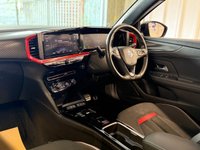 USED 2021 71 VAUXHALL Mokka-e 50kWh SRi Premium SUV 5dr Electric Auto (136 ps) 2 KEYS+1 OWNER FROM NEW+FSH+HALF LEATHER SEATS+CLIMATE+CRUISE+18" ALLOYS+MEDIA+NAV+PARKING SENSORS+HEATED FRONT SEATS+CAM+HPI CLEAR