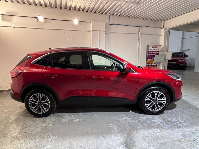 2024 FORD KUGA 1.5T EcoBoost Titanium Edition SUV 5dr Petrol Manual Euro 6 (s/s) (150 ps) Premium Paint. SYNC3 DAB NAV - Photo 12