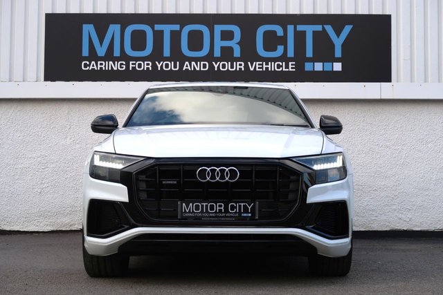 View our AUDI Q8