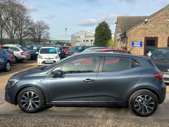 View our RENAULT CLIO