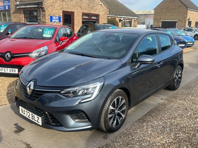 2022 RENAULT CLIO - Photo 3