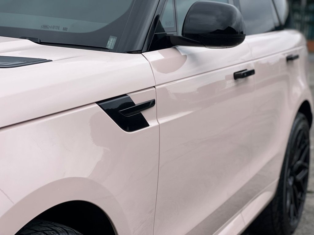 USED 2023 23 LAND ROVER RANGE ROVER SPORT 3.0 D300 MHEV Autobiography SUV 5dr Diesel Auto 4WD Euro 6 (s/s) (300 ps) **BRAND NEW 24" WHEELS**