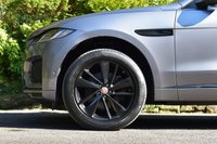 USED 2021 21 JAGUAR F-PACE 2.0 P250i R-Dynamic SE SUV 5dr Petrol Auto AWD Euro 6 (s/s) (250 ps) COLOUR REVERSE CAMERA, BLACK PACK,