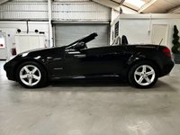 USED 2010 60 MERCEDES-BENZ SLK 1.8 SLK200K Convertible 2dr Petrol Tiptronic Euro 4 (184 ps) 
