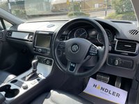 USED 2014 14 VOLKSWAGEN TOUAREG 3.0 TDI V6 BlueMotion Tech R-Line SUV 5dr Diesel Tiptronic 4WD Euro 5 (s/s) (245 ps) HEATED S/WHEEL-C/CONTROL-SATNAV