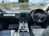 USED 2014 14 VOLKSWAGEN TOUAREG 3.0 TDI V6 BlueMotion Tech R-Line SUV 5dr Diesel Tiptronic 4WD Euro 5 (s/s) (245 ps) HEATED S/WHEEL-C/CONTROL-SATNAV