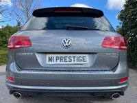USED 2014 14 VOLKSWAGEN TOUAREG 3.0 TDI V6 BlueMotion Tech R-Line SUV 5dr Diesel Tiptronic 4WD Euro 5 (s/s) (245 ps) HEATED S/WHEEL-C/CONTROL-SATNAV