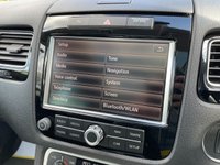 USED 2014 14 VOLKSWAGEN TOUAREG 3.0 TDI V6 BlueMotion Tech R-Line SUV 5dr Diesel Tiptronic 4WD Euro 5 (s/s) (245 ps) HEATED S/WHEEL-C/CONTROL-SATNAV