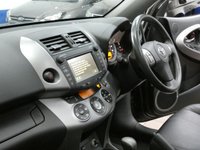 USED 2006 56 TOYOTA RAV4 2.0 XT5 SUV 5dr Petrol Automatic 4WD (212 g/km, 150 bhp) NICE TIDY EXAMPLE SAT NAV HEATED LEATHER SUNROOF CRUISE CONTROL PARKING SENSORS
