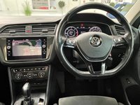 USED 2017 67 VOLKSWAGEN TIGUAN 2.0 TDI SEL SUV 5dr Diesel DSG Euro 6 (s/s) (150 ps) 