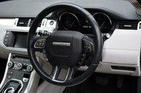 USED 2015 15 LAND ROVER RANGE ROVER EVOQUE 2.2 SD4 PURE TECH 9-SPEED AUTO 5 DOOR 4WD 187 BHP Navigation / Panoramic Sunroof