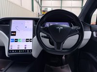 USED 2018 68 TESLA MODEL X 100D (Dual Motor) SUV 5dr Electric Auto 4WDE (417 bhp) White Premium Interior | Tow Bar
