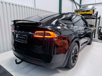 USED 2018 68 TESLA MODEL X 100D (Dual Motor) SUV 5dr Electric Auto 4WDE (417 bhp) White Premium Interior | Tow Bar