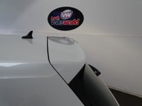 USED 2015 15 VOLKSWAGEN GOLF 2.0 TSI BlueMotion Tech R Hatchback 5dr Petrol Manual 4Motion Euro 6 (s/s) (300 ps) SAT NAV LEATHER CRUISE ALLOY UPDRADE ORYX WHITE