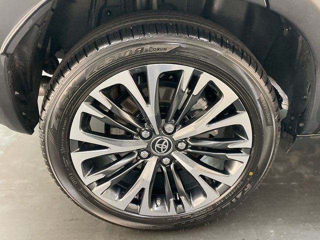 USED 2022 72 Toyota Yaris Cross 1.5 Vvt-H Excel Suv 5dr Petrol Hybrid E-Cvt Euro 6 (s/S) (116 Ps) - Heated Seats + Parking Camera