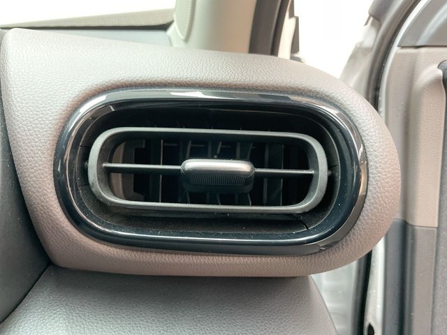 USED 2022 72 Toyota Yaris Cross 1.5 Vvt-H Excel Suv 5dr Petrol Hybrid E-Cvt Euro 6 (s/S) (116 Ps) - Heated Seats + Parking Camera