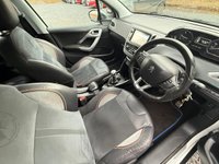 USED 2015 15 PEUGEOT 2008 1.6 BlueHDi Crossway SUV 5dr Diesel Manual Euro 6 (s/s) (120 ps) * SERVICE HISTORY - WARRANTY AND FINANCE AVAILABLE *