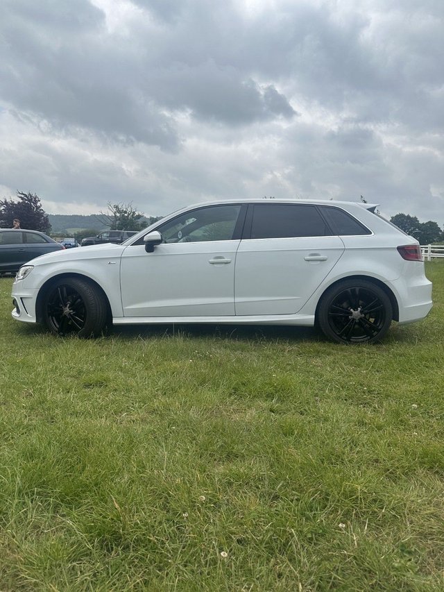 2015 AUDI A3 - Photo 5