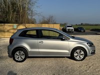 USED 2014 64 VOLKSWAGEN POLO 1.0 BlueMotion Tech SE Hatchback 3dr Petrol Manual Euro 6 (s/s) (60 ps) 1 OWNER 2 KEYS SERVICE HISTORY