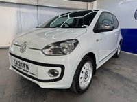 USED 2012 12 VOLKSWAGEN UP! 1.0 up! White Hatchback 3dr Petrol Manual Euro 5 (75 ps) Heated Seats, Satellite Navigation, Cruise Control