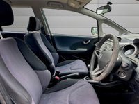 USED 2009 59 HONDA JAZZ 1.2 i-VTEC S Hatchback 5dr Petrol Manual Euro 4 (90 ps) GREAT FUEL ECONOMY