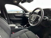 USED 2024 24 VOLVO XC40 2.0 B3 MHEV Plus SUV 5dr Petrol Hybrid DCT Auto Euro 6 (s/s) (163 ps) **SATNAV~CAMERA~HEATED SEATS**