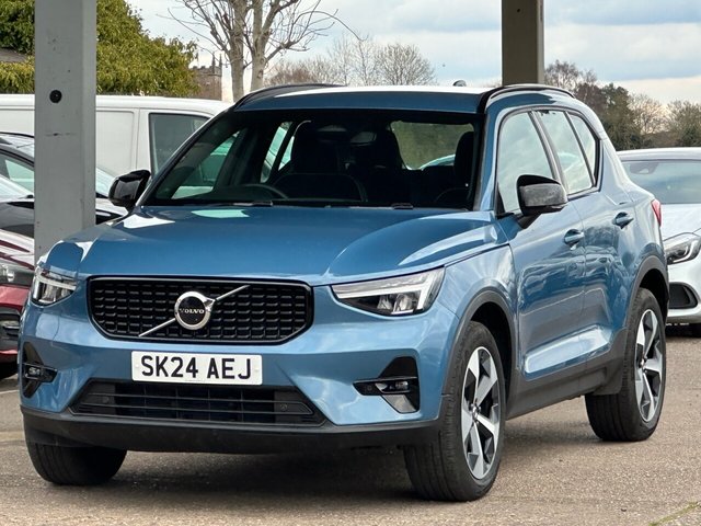 2024 Volvo Xc40 2L Plus 5dr - Photo 3