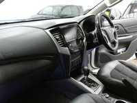 USED 2019 69 MITSUBISHI L200 2.2 DI-D DC Barbarian X Pickup Double Cab 4dr Diesel Auto 4WD Euro 6 (s/s) (150 ps) CARPLAY PART LEATHER HEATED SEATS HEATED STEERING WHHEL REAR VIEW CAMERA CRUISE CONTROL PARKING SENSORS 2 OWNERS SERVICE HISTORY WARRANTY