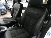 USED 2019 69 MITSUBISHI L200 2.2 DI-D DC Barbarian X Pickup Double Cab 4dr Diesel Auto 4WD Euro 6 (s/s) (150 ps) CARPLAY PART LEATHER HEATED SEATS HEATED STEERING WHHEL REAR VIEW CAMERA CRUISE CONTROL PARKING SENSORS 2 OWNERS SERVICE HISTORY WARRANTY