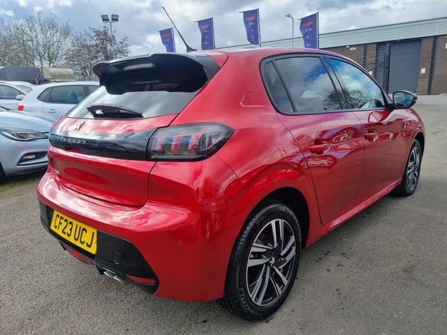 2023 PEUGEOT 208 - Photo 6