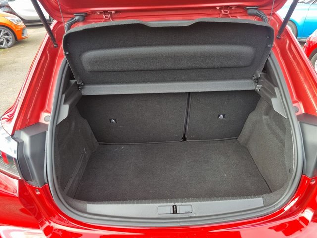 2023 PEUGEOT 208 - Photo 7