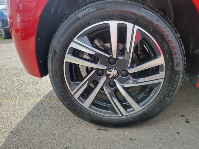 2023 PEUGEOT 208 - Photo 9