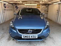 USED 2015 65 VOLVO V40 2.0 T2 R-Design Hatchback 5dr Petrol Manual Euro 6 (s/s) (122 ps)+1 OWNER FROM NEW+FSH 9 STAMPS+MEDIA+BLUETOOTH 1 OWNER FROM NEW+FSH 9 STAMPS+HALF LEATHER SEATS+CLIMATE+ALLOYS+BLUETOOTH+MEDIA+APPS+HPI CLEAR